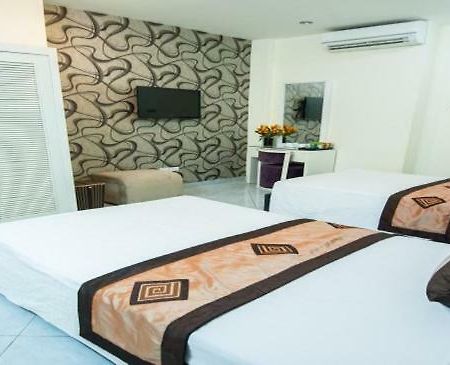 Phu Nhuan Hotel Hanoi Eksteriør billede