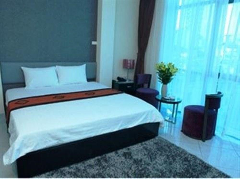 Phu Nhuan Hotel Hanoi Eksteriør billede
